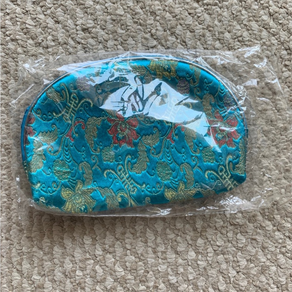 New Blue Floral Nesting Jewelery Zipper Coin Purse Pouch